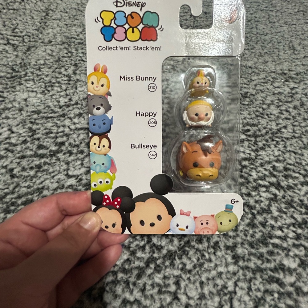 Disney Tsum Tsum Stackable Set - Yellow, Brown, White